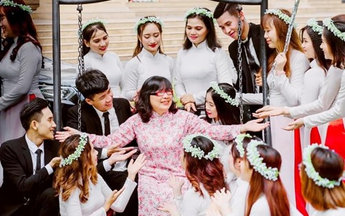 Đại học Đông Á - Ngôi trường của những mùa hoa